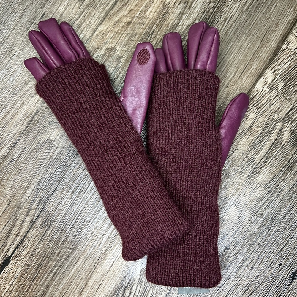 Elegant Burgundy Knit Gloves